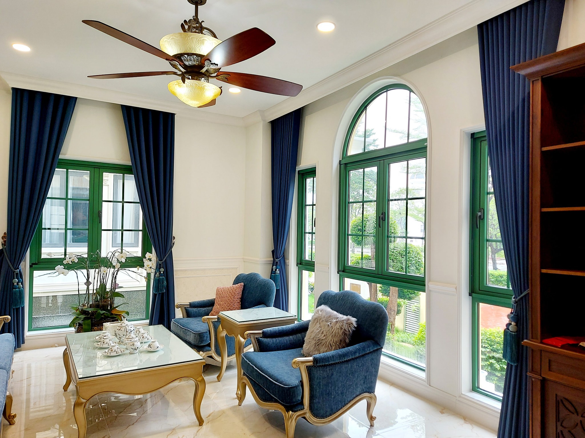 Phào chỉ Nhựa Bình Dương