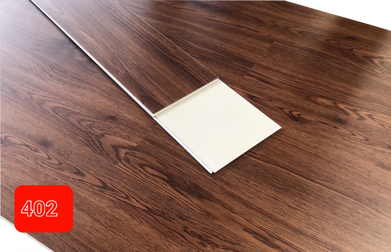 Sàn nhựa hèm khóa vân gỗ giá rẻ tại Bình Dương