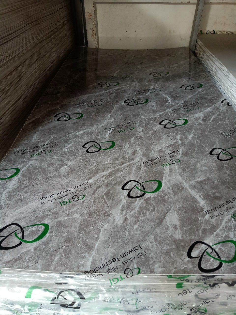 Kho tấm nhựa ốp tường PVC TGI Bình Dương