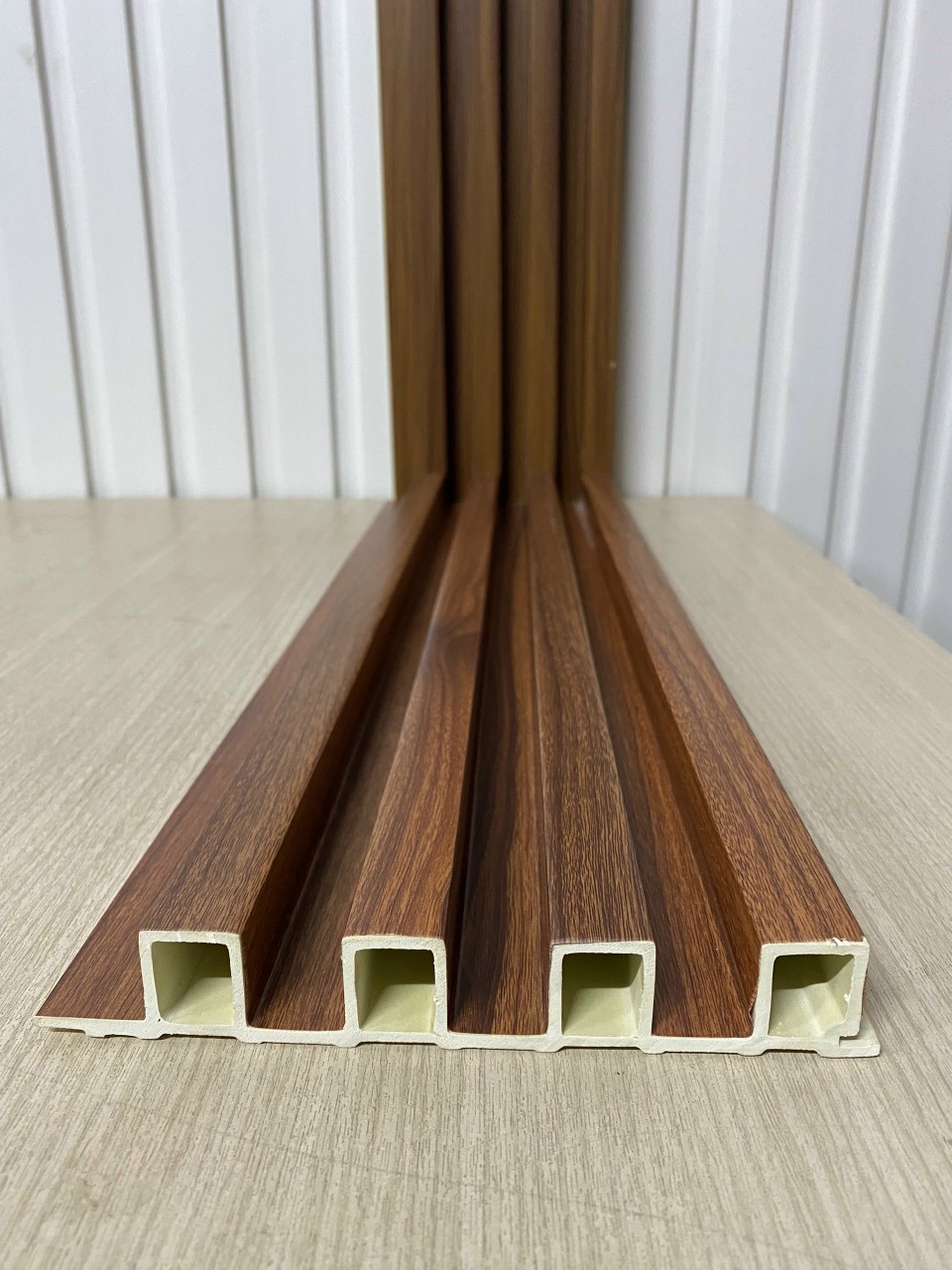 Kho tấm nhựa ốp tường ATLANTIS tại Bình Dương