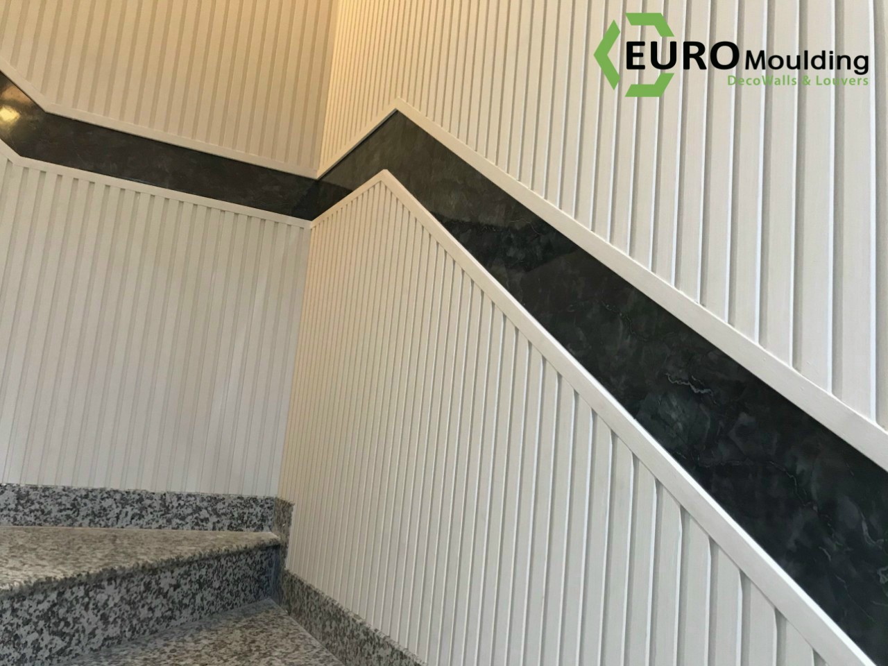 Tấm nhụa ốp tường trần cao cấp tại Bình Dương