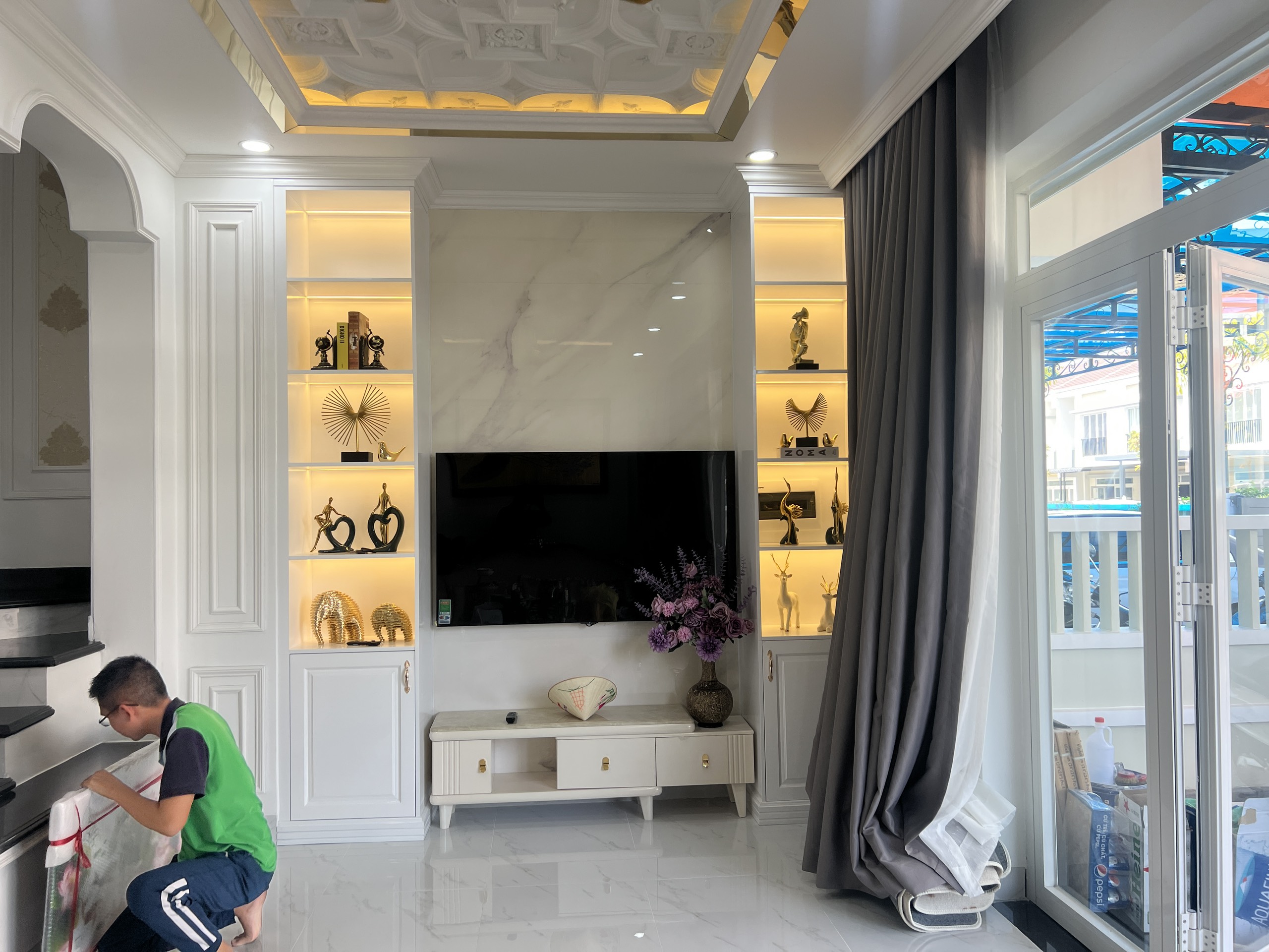 Thi công phào chỉ PS tại Bình Dương