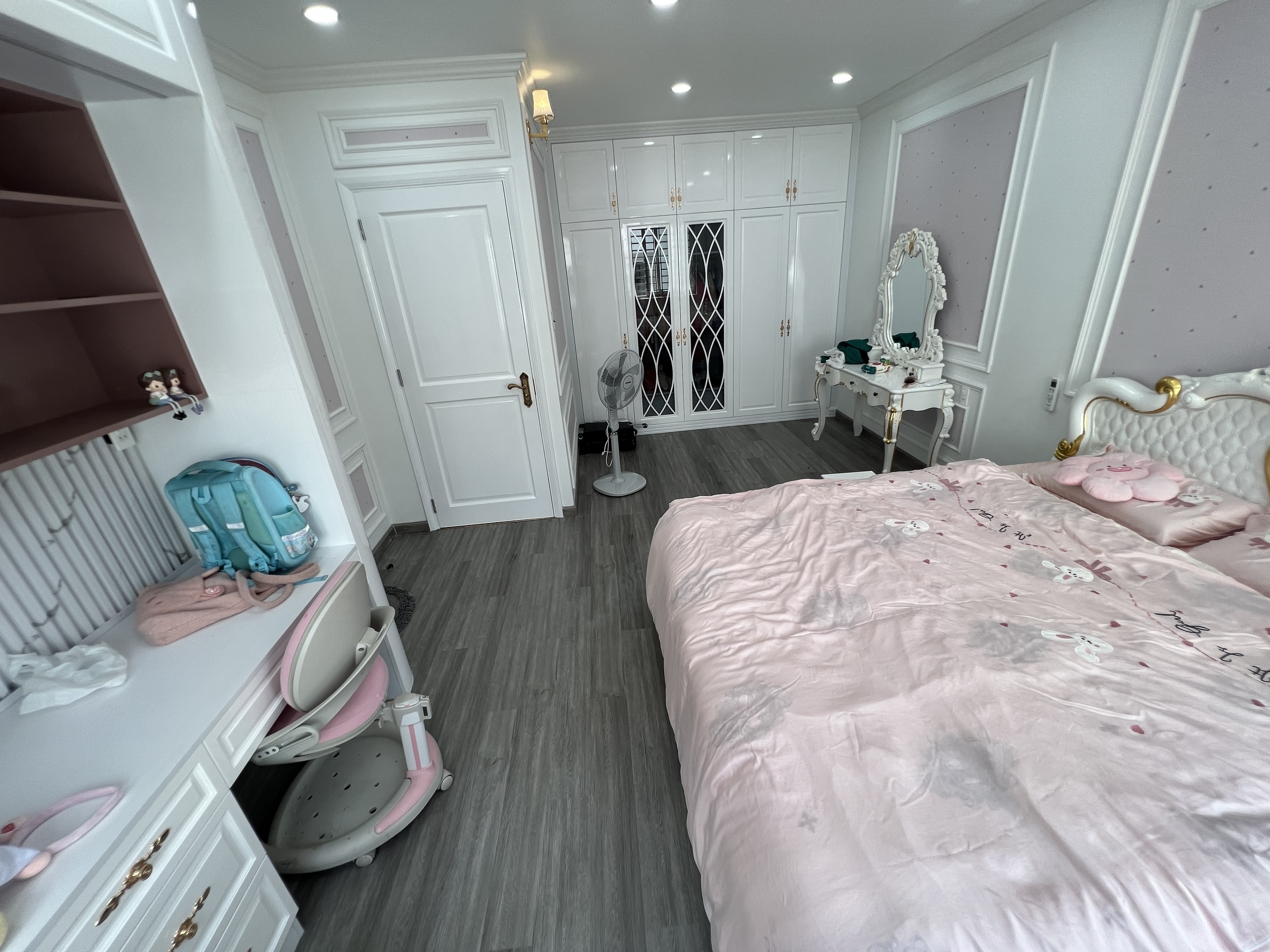 Thi công phào chỉ PS tại Bình Dương