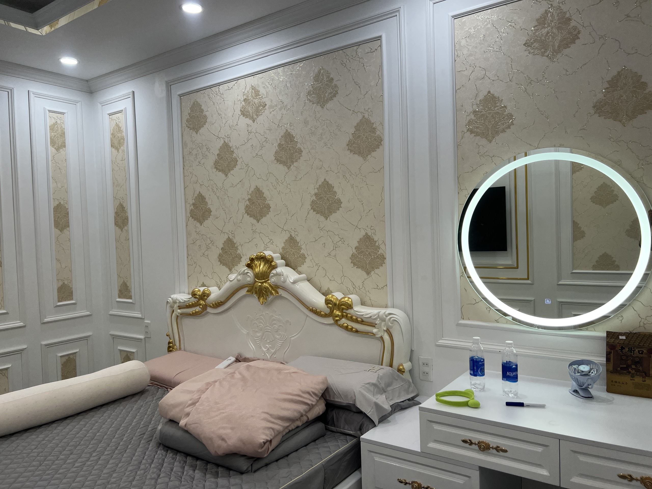 Thi công phào chỉ PS tại Bình Dương