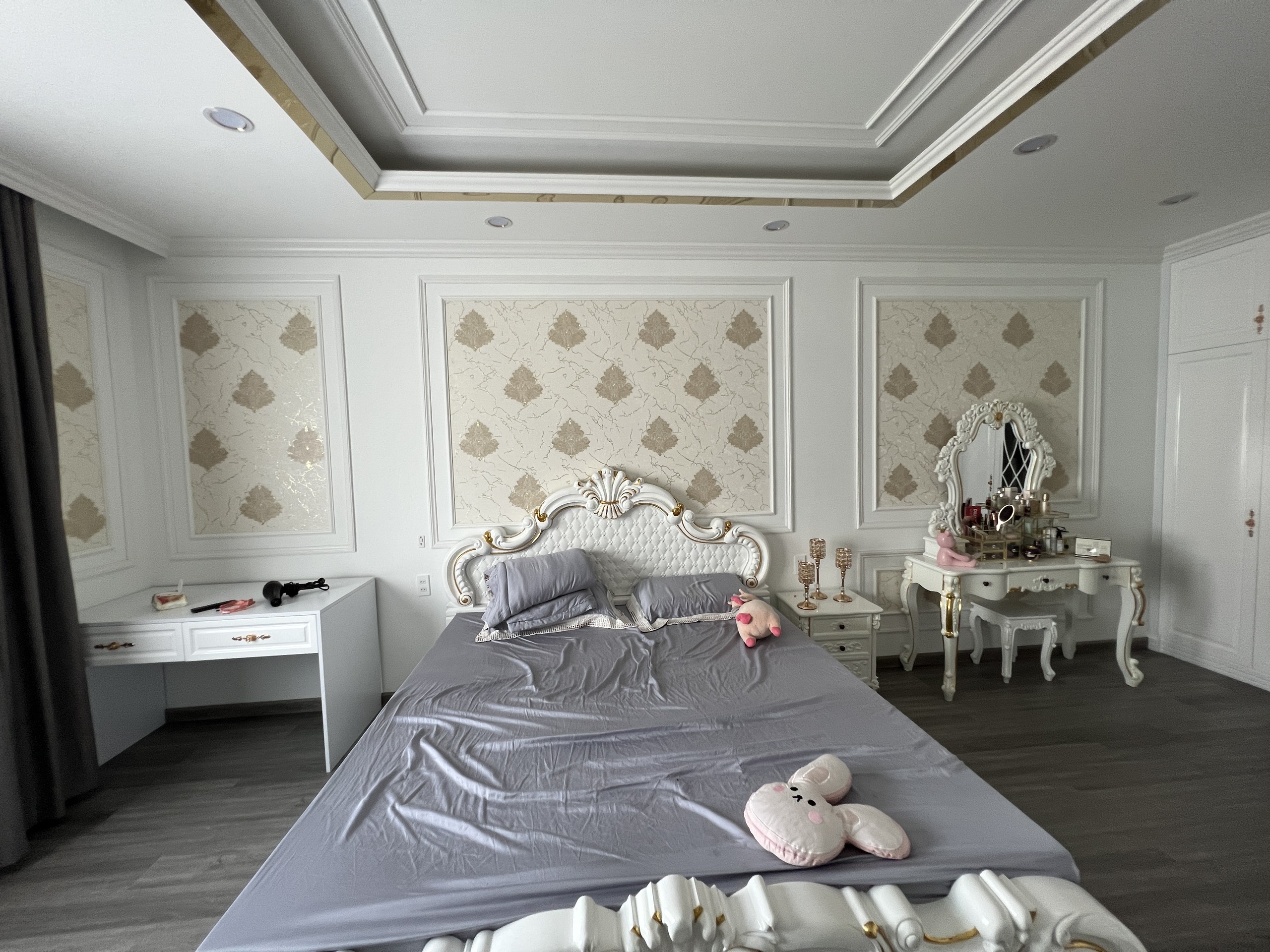 Thi công phào chỉ PS tại Bình Dương