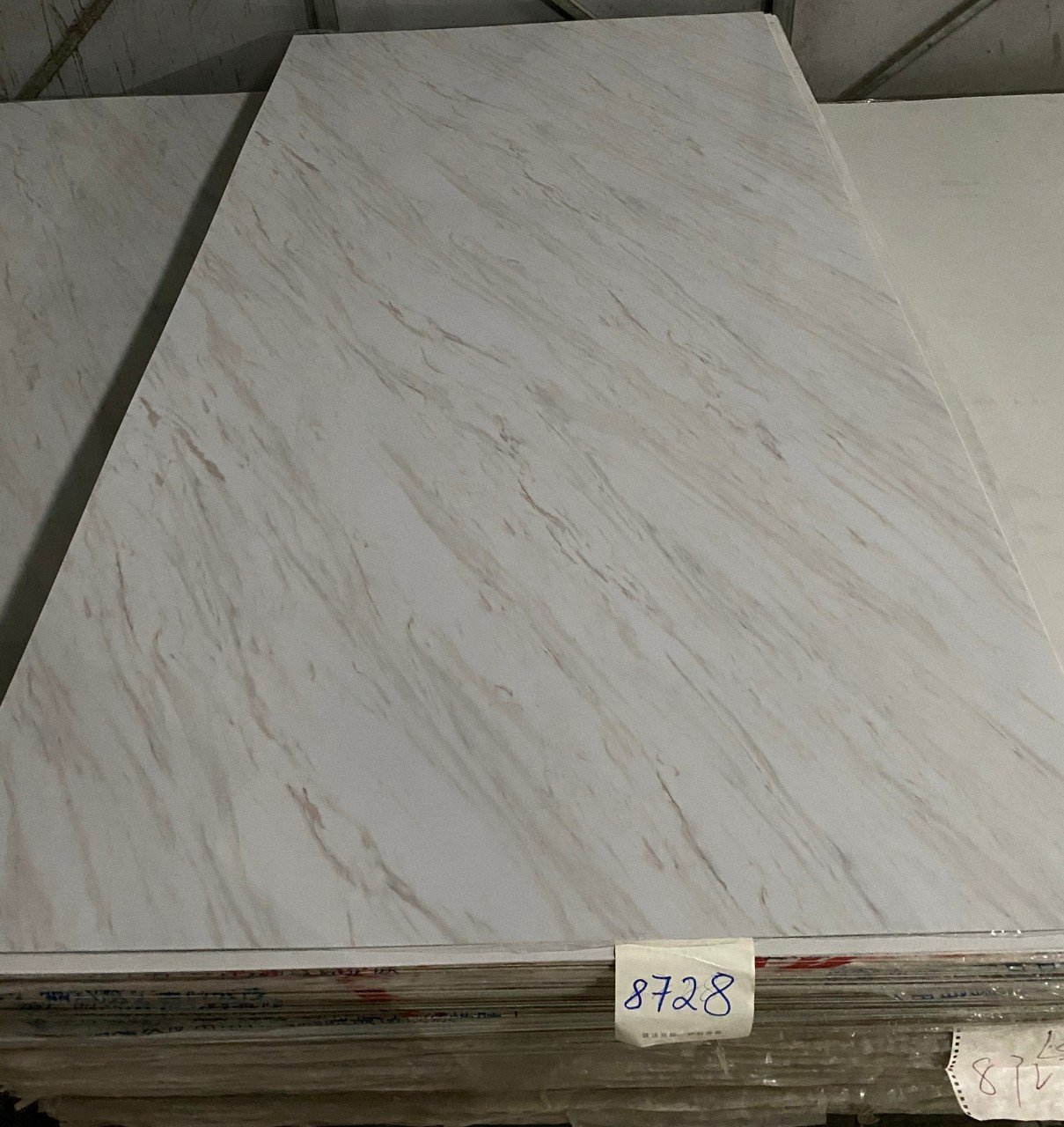 Thi công ốp tường nhựa Biên Hòa, Đồng Nai