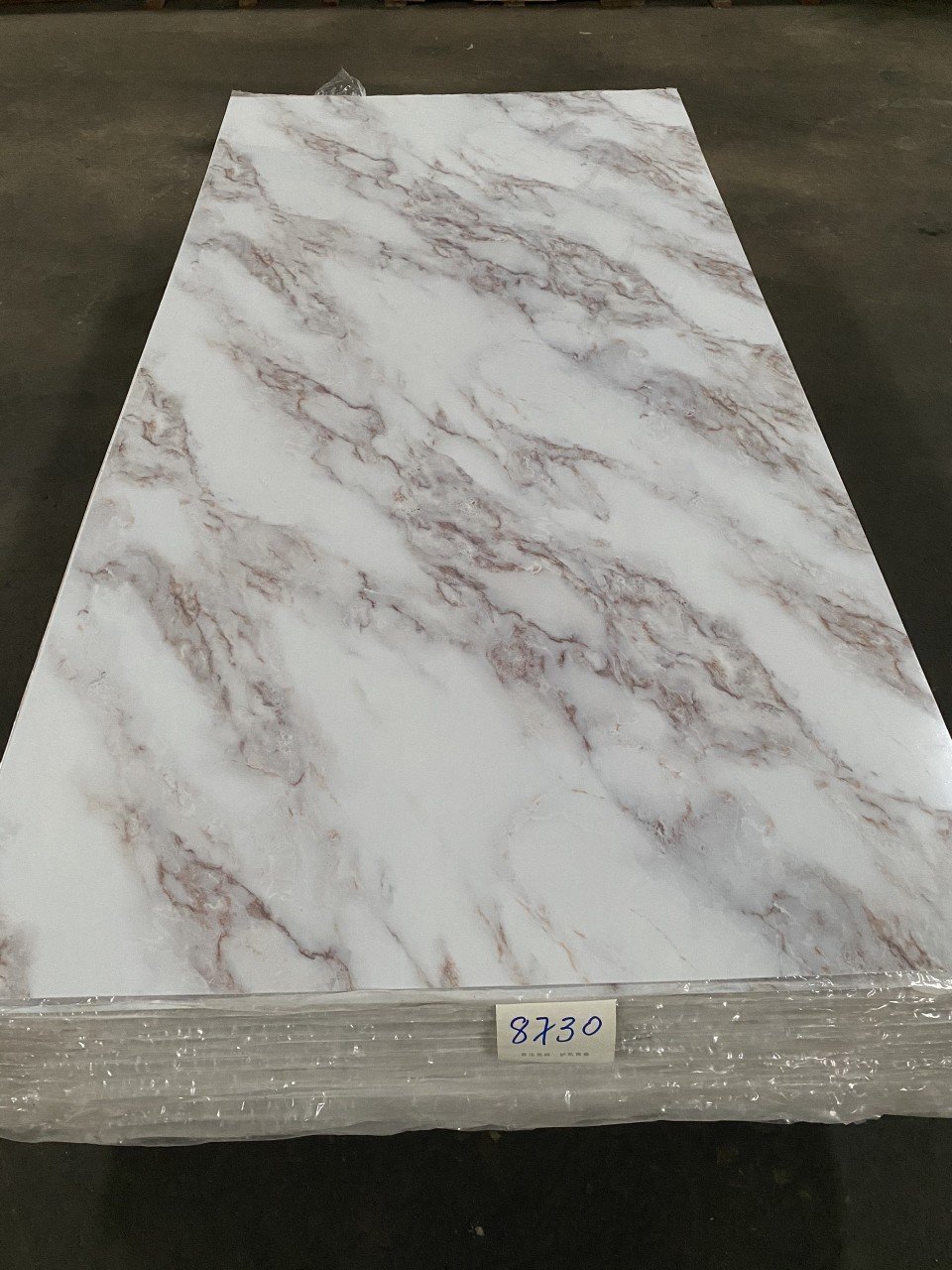 Thi công ốp tường nhựa Biên Hòa, Đồng Nai