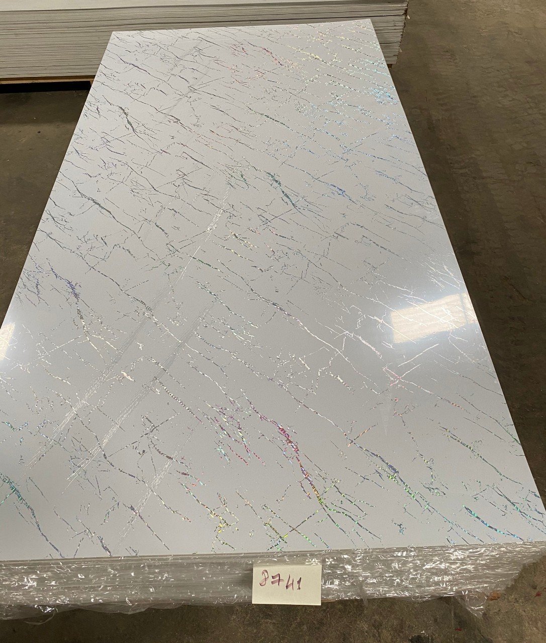 Thi công ốp tường nhựa Biên Hòa, Đồng Nai