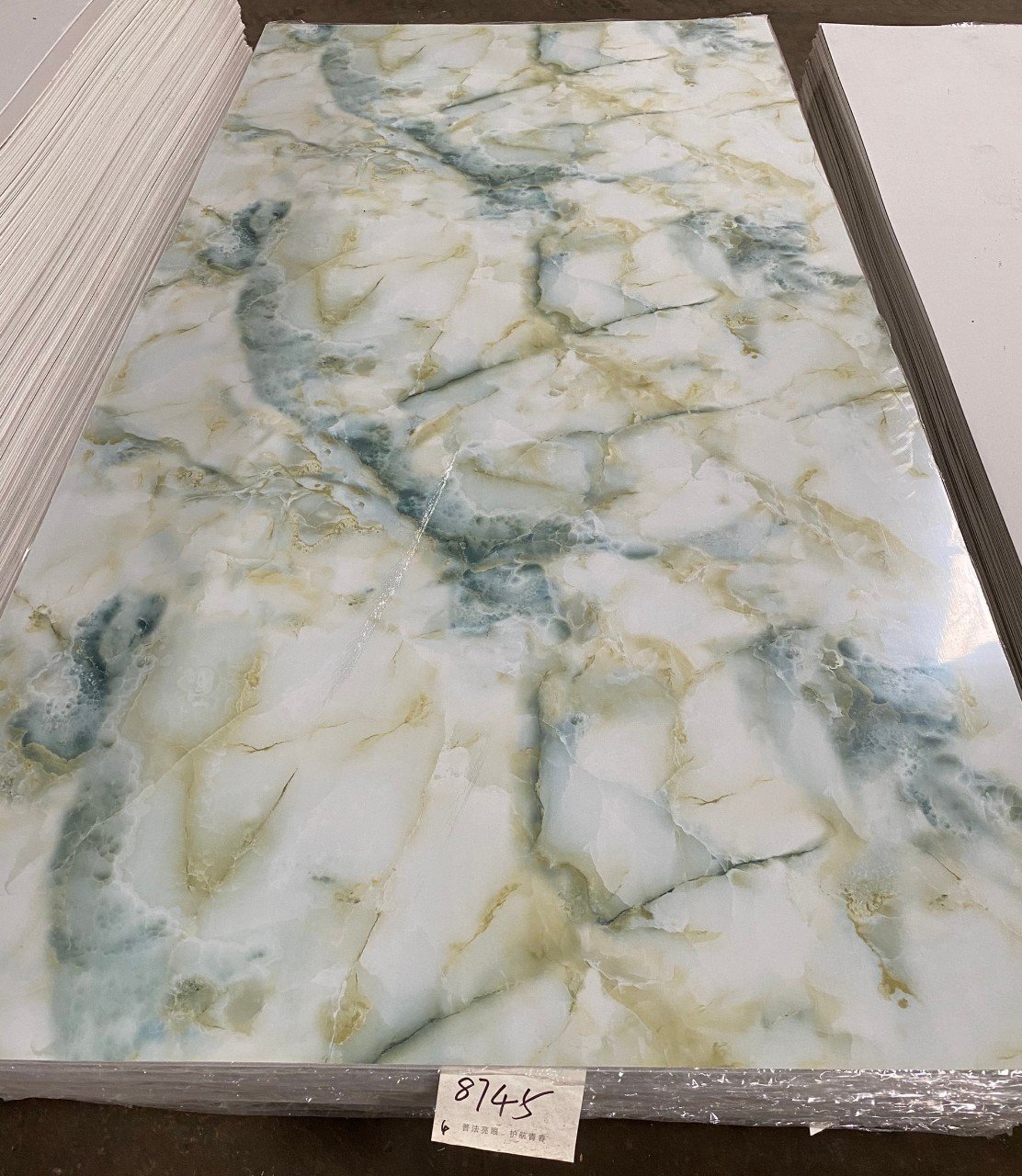 Thi công ốp tường nhựa Biên Hòa, Đồng Nai