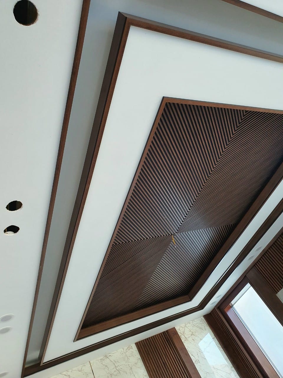 Nhựa ốp tường trần cao cấp tại Biên Hòa, Đồng Nai