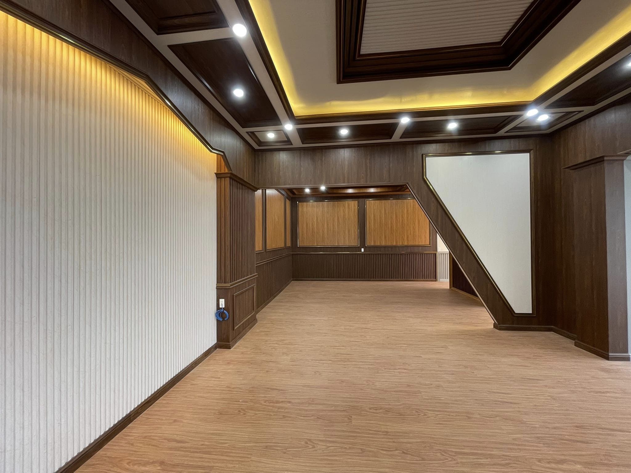 Thi công trần nhựa Bình Dương uy tín chất lượng