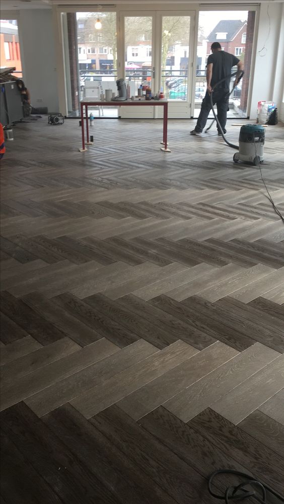 Thi công sàn nhựa Bình Dương uy tín